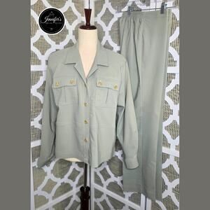 Regal Women's 2-Piece Mint Green Flat Front Pant and Jacket Set Size MP